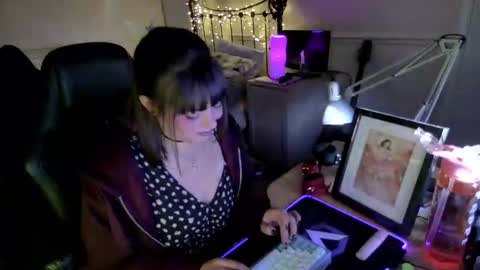 Lavenderrzz online show from 20, 11, 2025