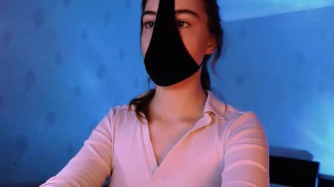 Snapshot of lavinda_lin chatting on 17, 10, 2025 Lavinda online show from 17, 10, 2025