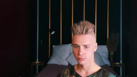 Lawrence online show from 15, 9, 2025