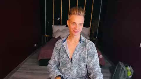 Lawrence online show from 21, 9, 2025