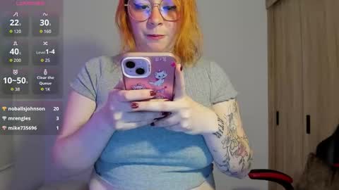 laylaah online show from 4, 12, 2025