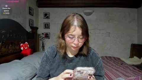 laylaah online show from 2, 2, 2026