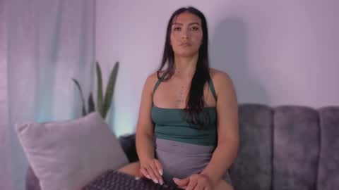 Snapshot of layadoll chatting on 19, 4, 2026 laya online show from 19, 4, 2026