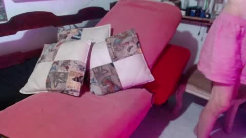 Snapshot of laye19 chatting on 3, 12, 2024 Laye19 online show from 3, 12, 2024