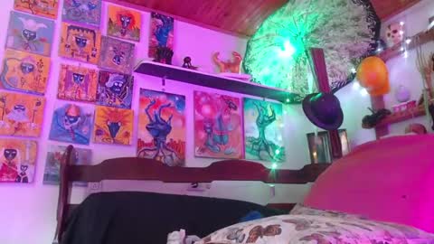 Snapshot of laye19 chatting on 2, 1, 2025 Laye19 online show from 2, 1, 2025