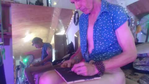 Snapshot of laye19 chatting on 9, 1, 2025 Laye19 online show from 9, 1, 2025