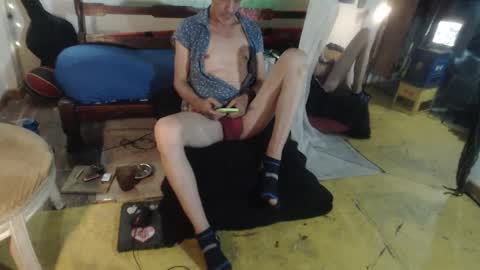 Snapshot of laye19 chatting on 15, 9, 2025 Laye19 online show from 15, 9, 2025