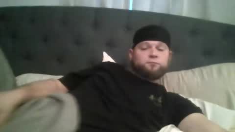 Snapshot of layinlow42 chatting on 19, 12, 2024 layinlow42 online show from 19, 12, 2024