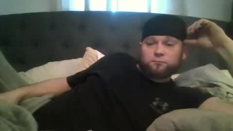 Snapshot of layinlow42 chatting on 19, 12, 2024 layinlow42 online show from 19, 12, 2024