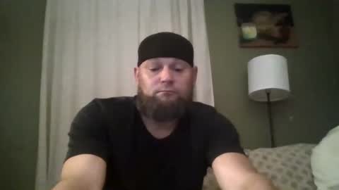 Snapshot of layinlow42 chatting on 18, 10, 2025 layinlow42 online show from 18, 10, 2025