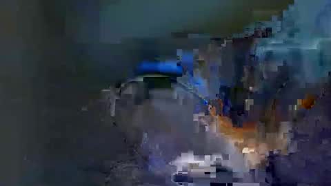 Snapshot of layla821031 chatting on 18, 12, 2025 layla821031 online show from 18, 12, 2025