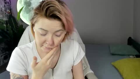 Layla online show from 20, 11, 2025