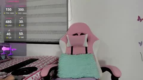 LAYLA online show from 6, 3, 2025