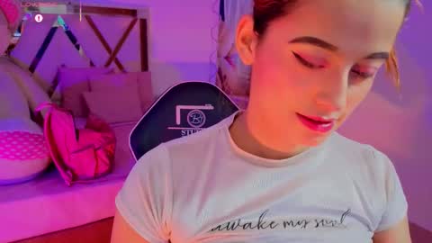 laylafoxy_tay online show from 16, 9, 2025