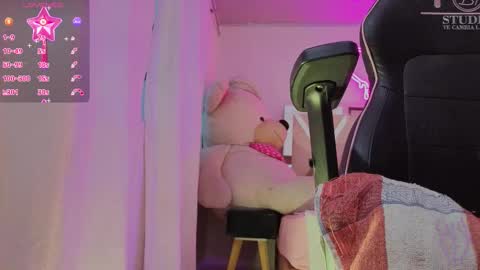 laylafoxy_tay online show from 4, 2, 2026