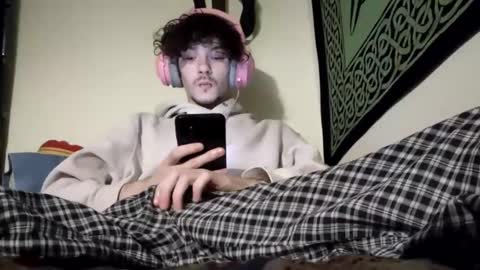 Snapshot of laymetorest420 chatting on 22, 2, 2025 Stitch online show from 22, 2, 2025