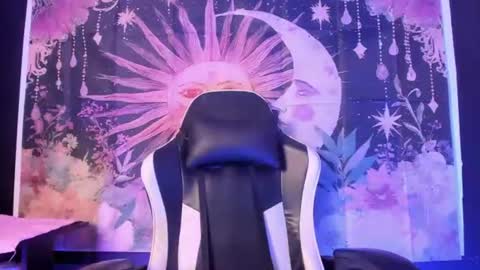 Snapshot of layra_66 chatting on 23, 6, 2026 layra_66 online show from 23, 6, 2026