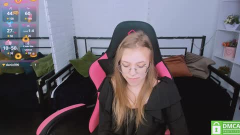 layriantavee online show from 21, 1, 2025