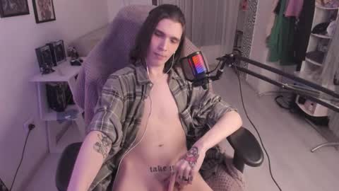 Snapshot of lazy_haze chatting on 28, 2, 2026 Haze aka Slava online show from 28, 2, 2026