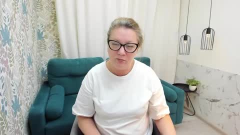 Snapshot of lea_fruit chatting on 16, 5, 2026 Lea online show from 16, 5, 2026