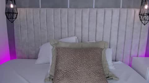    online show from 4, 2, 2026