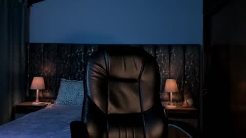 Snapshot of lea_velle chatting on 22, 12, 2025 Lea Velle online show from 22, 12, 2025