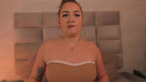 Snapshot of lea_walkerr chatting on 19, 6, 2026 lea_walkerr online show from 19, 6, 2026