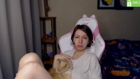 Leah  Gotty online show from 2, 12, 2024