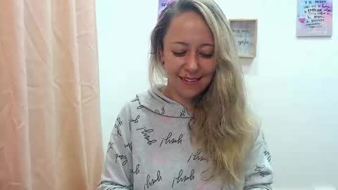 leah_susman online show from 5, 12, 2024