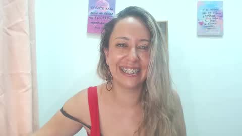 leah_susman online show from 5, 3, 2025