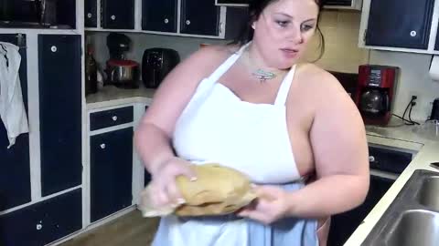 Snapshot of leahjewel chatting on 15, 4, 2026 Leah jewel online show from 15, 4, 2026