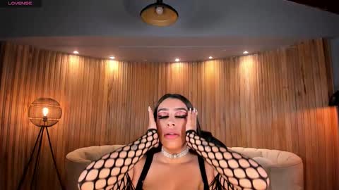 Snapshot of leahlombardi_ chatting on 12, 9, 2025 leahlombardi_ online show from 12, 9, 2025