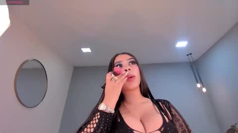 Snapshot of leahlombardi_ chatting on 14, 9, 2025 leahlombardi_ online show from 14, 9, 2025