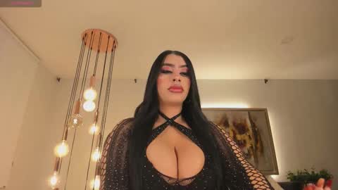 Snapshot of leahlombardi_ chatting on 5, 10, 2025 leahlombardi_ online show from 5, 10, 2025