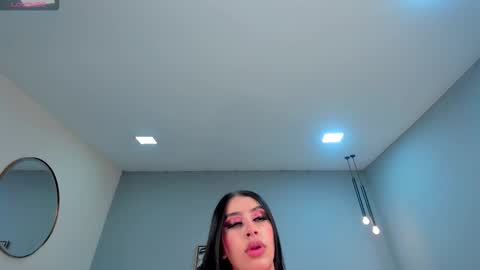 Snapshot of leahlombardi_ chatting on 13, 10, 2025 leahlombardi_ online show from 13, 10, 2025