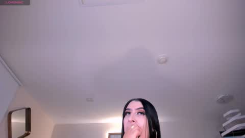 Snapshot of leahlombardi_ chatting on 12, 11, 2025 leahlombardi_ online show from 12, 11, 2025