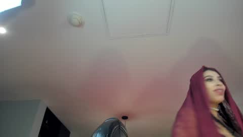 Snapshot of leahlombardi_ chatting on 26, 6, 2026 leahlombardi_ online show from 26, 6, 2026