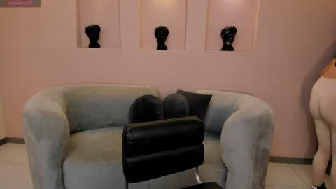 leahnovac online show from 27, 10, 2025