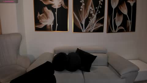 leahnovac online show from 17, 11, 2025