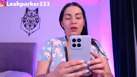 Snapshot of leahparker33 chatting on 15, 7, 2026 leahparker33 online show from 15, 7, 2026