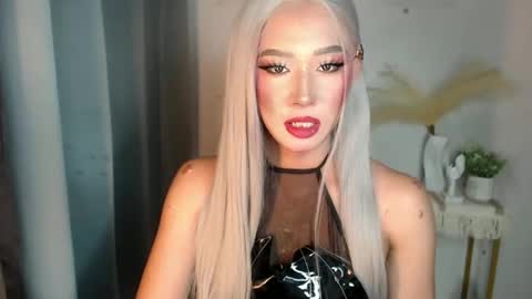 Snapshot of leanashleychatto2 chatting on 6, 6, 2026 Miss Candy online show from 6, 6, 2026