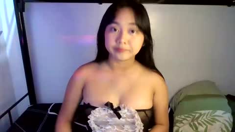 Snapshot of leanefouxgh chatting on 26, 3, 2026 leane online show from 26, 3, 2026