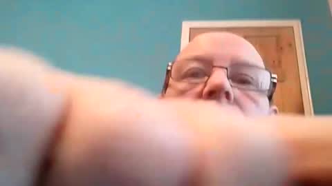 leatherpants68 online show from 29, 11, 2025