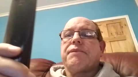 leatherpants68 online show from 17, 12, 2025