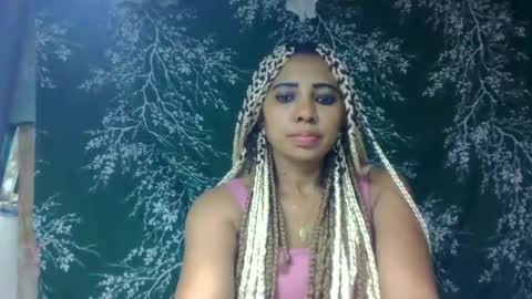 Snapshot of leatianaa chatting on 28, 6, 2026 leatianaa online show from 28, 6, 2026