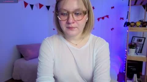 Snapshot of leazy_peasy chatting on 16, 3, 2026 Ellie online show from 16, 3, 2026