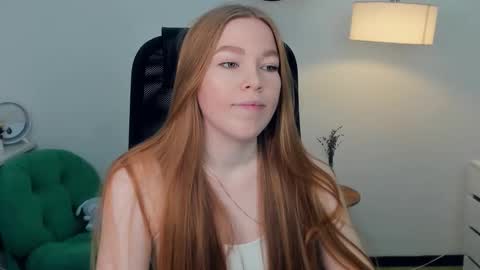 Snapshot of ledacopus chatting on 22, 11, 2025 Lilly online show from 22, 11, 2025