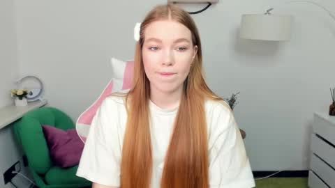 Snapshot of ledacopus chatting on 30, 11, 2025 Lilly online show from 30, 11, 2025