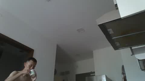 leeminhao online show from 9, 3, 2025