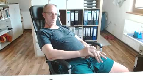 Dave online show from 25, 7, 2026
